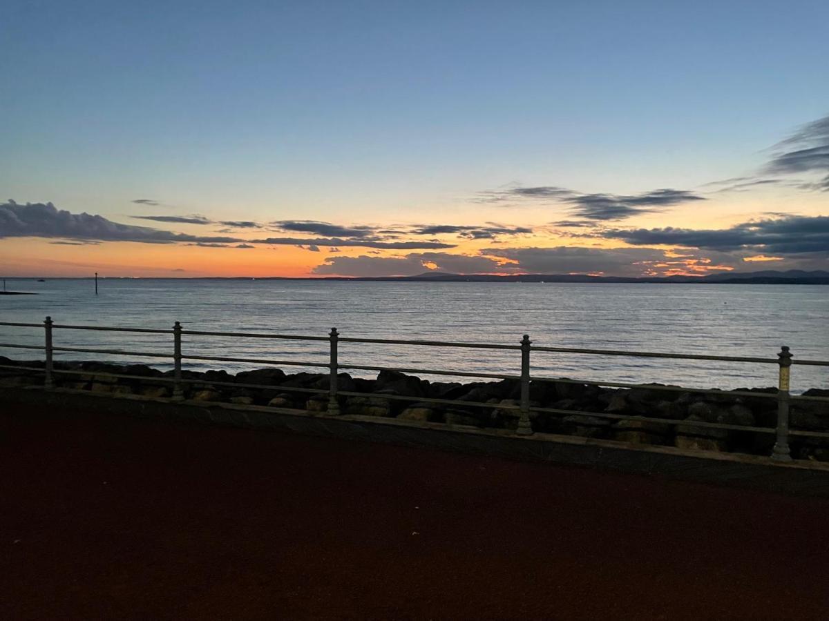 Eden Vale First Floor Sea View *